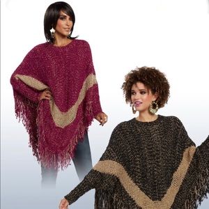 Poncho Knit From Love The Queen By Donna Vinci